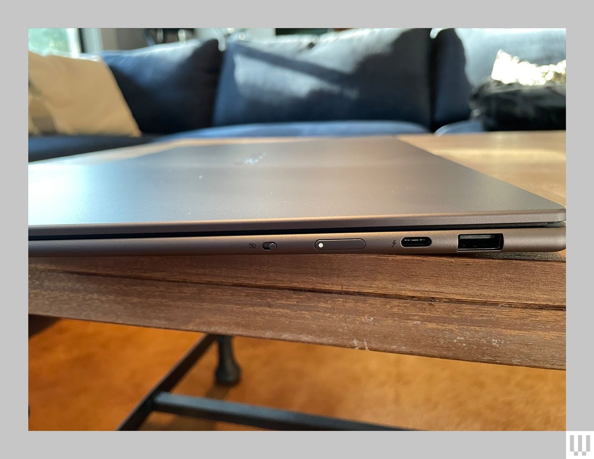 Lenovo Yoga 7i 2-in-1 Copilot+ PC — wholesale from Devin Tech Inc.