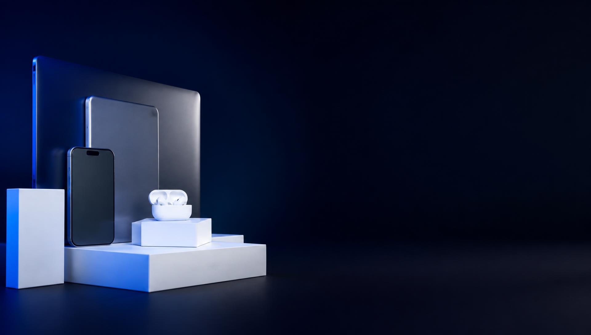 Wholesale Apple iPhones, iPads and MacBooks in sealed retail boxes