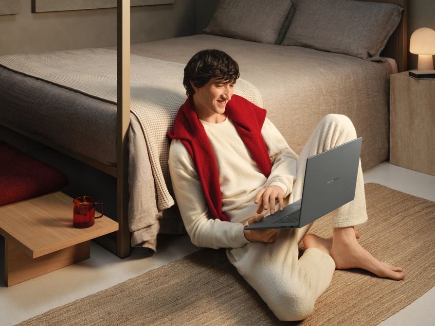 ASUS Zenbook A16 16" OLED - Snapdragon X2 Elite Extreme, 48GB/512GB, Zabriskie Beige — wholesale from Devin Tech Inc.
